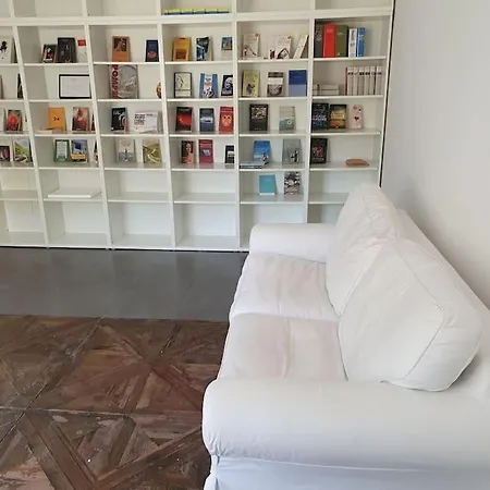 Confort In The Historic Spanish Center Apartment Naples